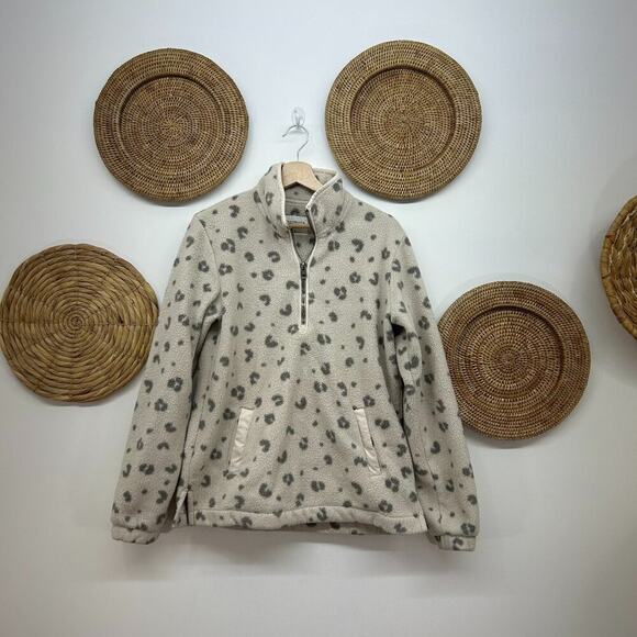 Abercrombie Gray Leopard Print Cozy Fleece Pullover Quarter Zip Sweatshirt Small - Picture 1 of 5